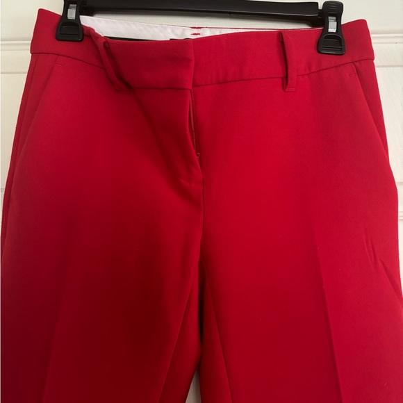 Cropped Ruffle Red Pants - Picture 2 of 7